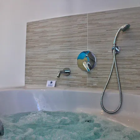 Bed & Breakfast Borgo Marino
