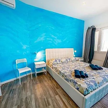 Borgo Marino Couette-café 3*