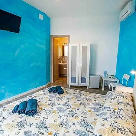 Borgo Marino Couette-café 3*