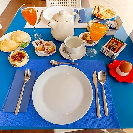 Couette-café Borgo Marino 3*