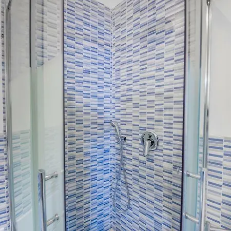 Borgo Marino Nocleg ze śniadaniem 3*