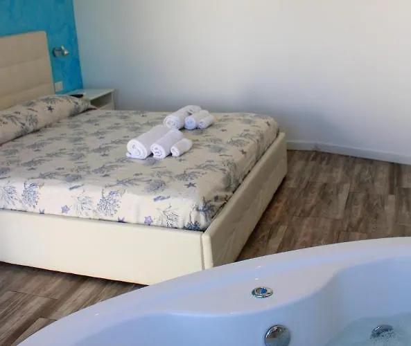 فندق مبيت وإفطار Borgo Marino تْشيفالو