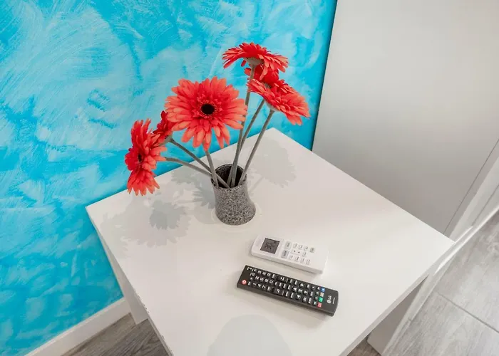 Borgo Marino 3* تْشيفالو