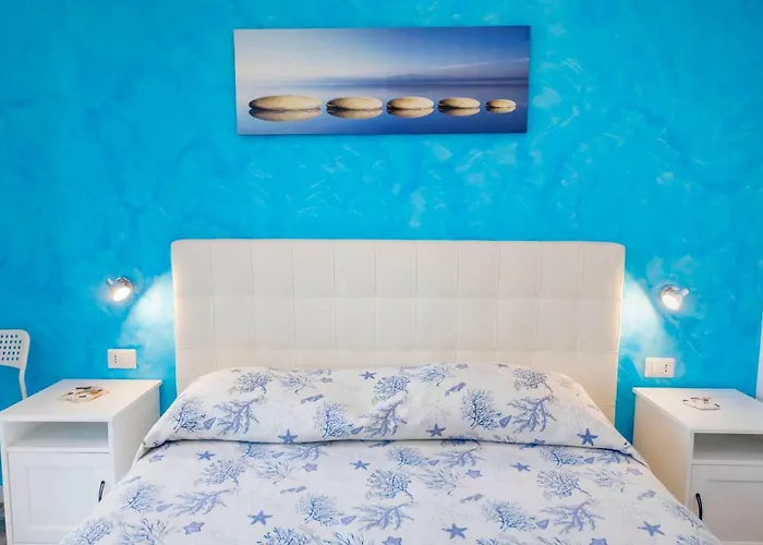 Borgo Marino فندق مبيت وإفطار