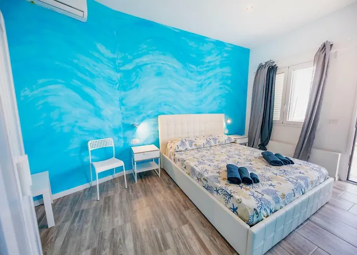 Borgo Marino 3* تْشيفالو